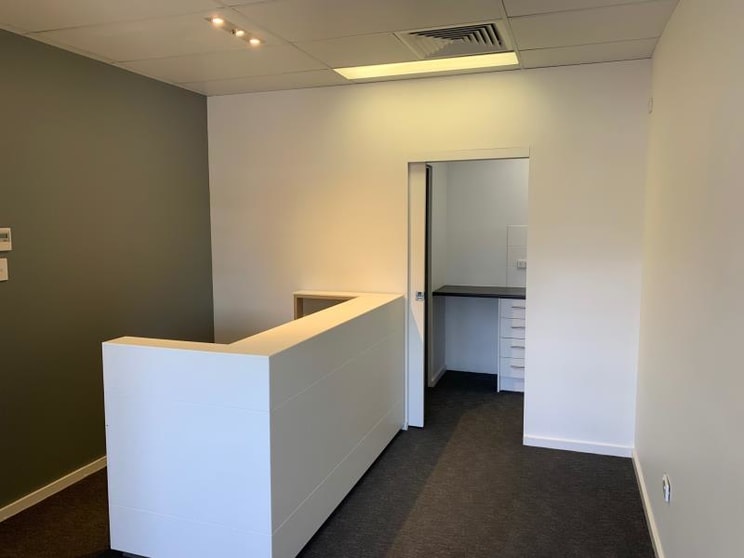 Click to view all images Ground Suite 4/41 Charles Street Warners Bay NSW 2282 - Image 3
