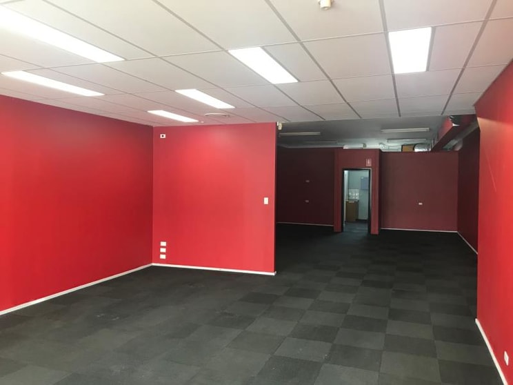 Click to view all images Shop 2/27-29 Oxford Road Ingleburn NSW 2565 - Image 3