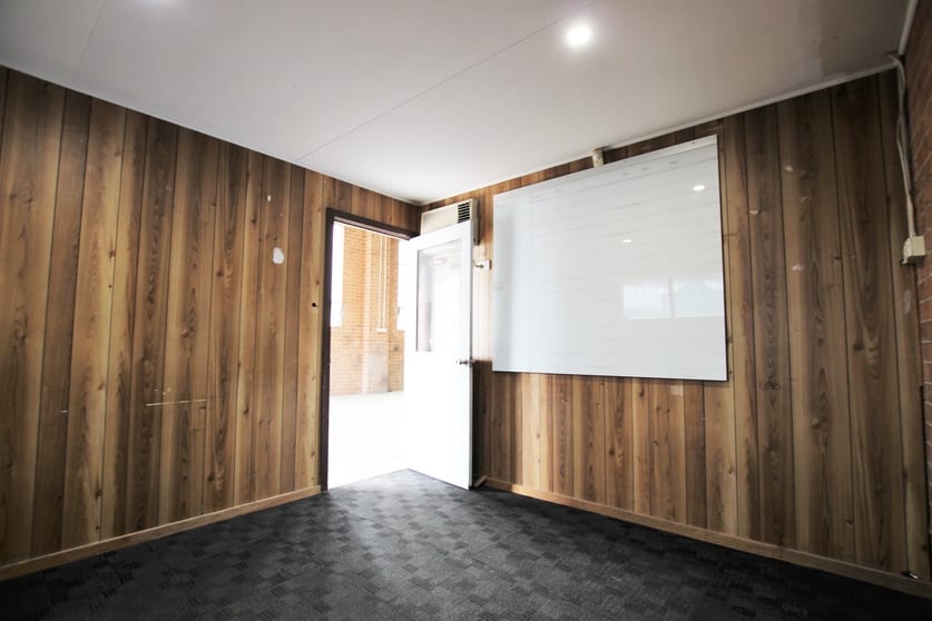 Click to view all images 1/13 Bailey Avenue Keilor East VIC 3033 - Image 3