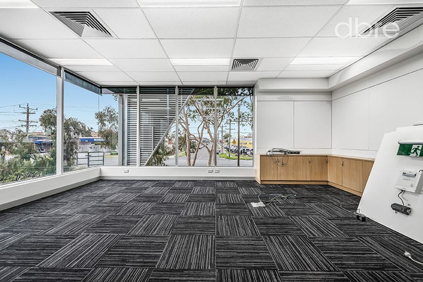 Click to view all images 5/195 Chesterville Road Moorabbin VIC 3189 - Image 3