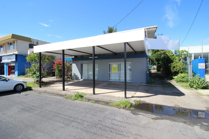 Click to view all images 299-301 Draper Street Parramatta Park QLD 4870 - Image 2