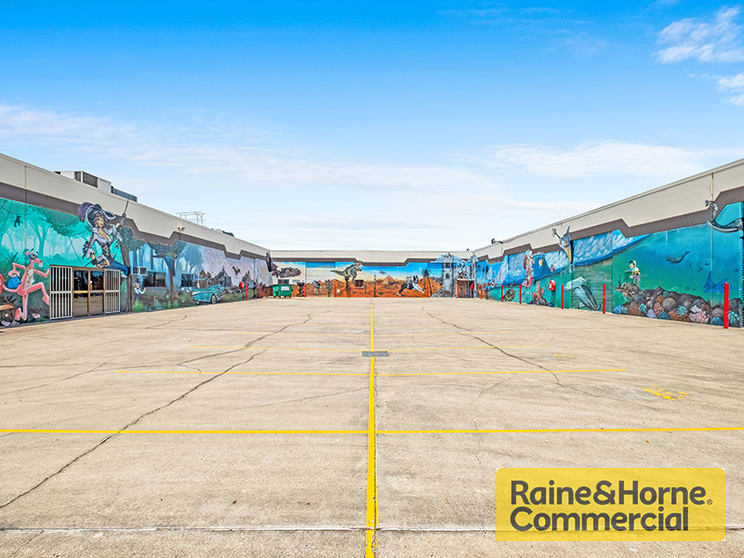 29-31 Deakin Street Brendale QLD 4500 - Image 2