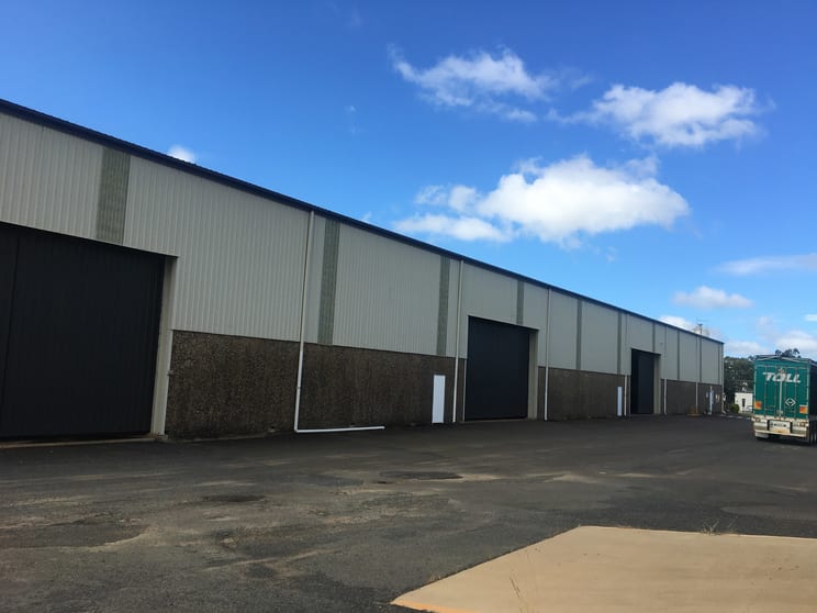 Click to view all images 11-17 Production Street Bundaberg South QLD 4670 - Image 3
