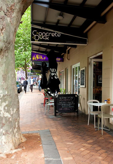 Click to view all images 1 & 2/185 Campbell St Surry Hills NSW 2010 - Image 2