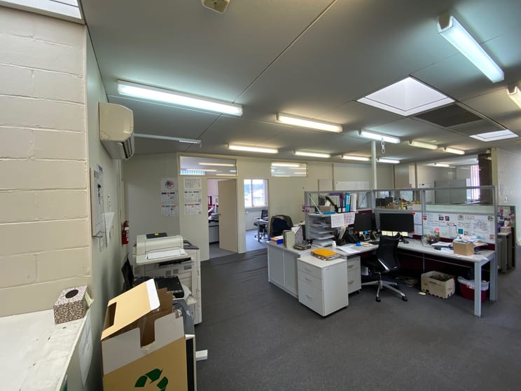 Click to view all images 64 Burnett Street North Hobart TAS 7000 - Image 3