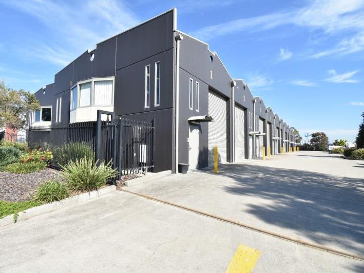 Click to view all images Unit 1/3 Frost Drive Mayfield West NSW 2304 - Image 3