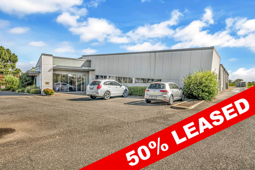 Click to view all images 2/3 Para Road Tanunda SA 5352 - Image 1