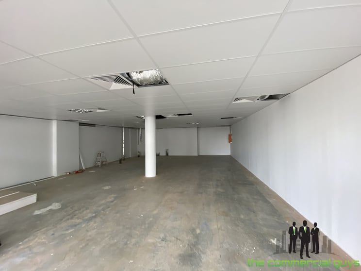 Click to view all images 203/113 Landsborough Ave Scarborough QLD 4020 - Image 2