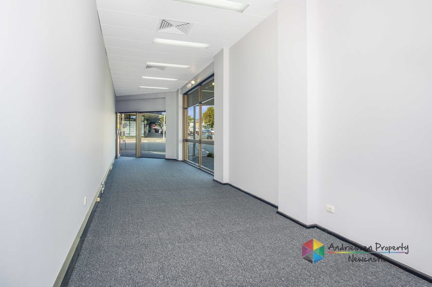 Click to view all images 1/27 Kelton Street Cardiff NSW 2285 - Image 3