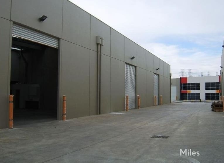 Click to view all images 13/44 Mahoneys Road Thomastown VIC 3074 - Image 3
