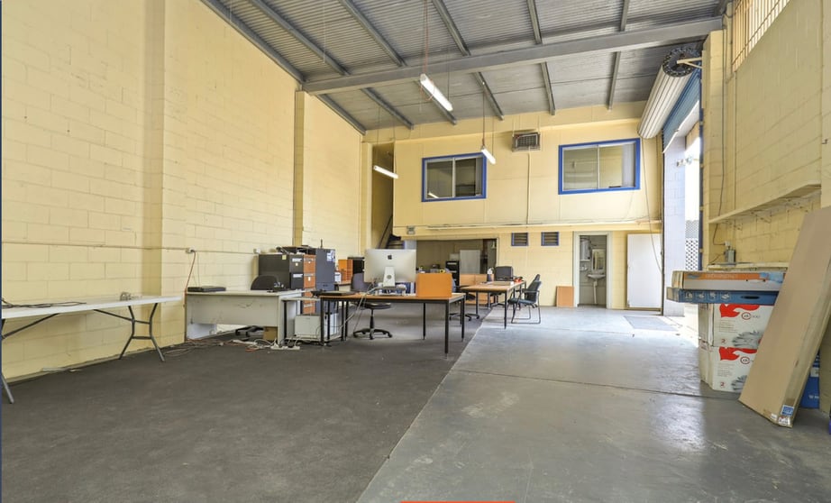 Click to view all images 23 Kurrara Street Lansvale NSW 2166 - Image 2