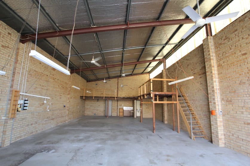 Click to view all images 2/50 Buckingham Drive Wangara WA 6065 - Image 2