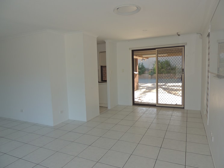 Click to view all images 126 Olsen Avenue Arundel QLD 4214 - Image 3
