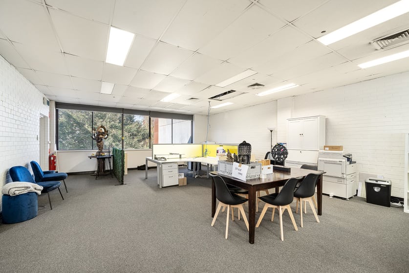 Click to view all images 117 Wellington Street St Kilda VIC 3182 - Image 2
