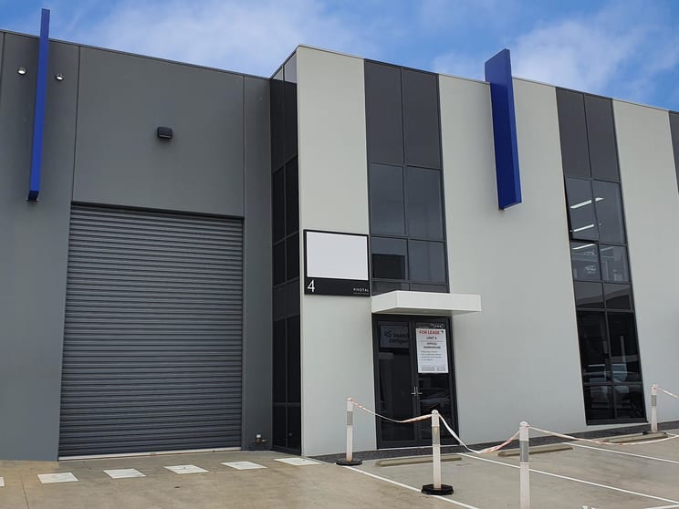Click to view all images 4/125 Rooks Road Nunawading VIC 3131 - Image 1