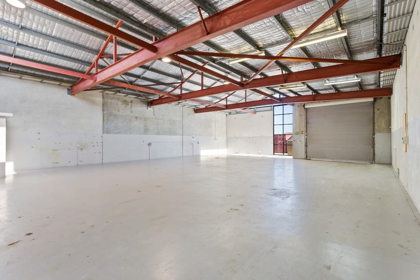 3/37 Howson Way Bibra Lake WA 6163 - Image 3