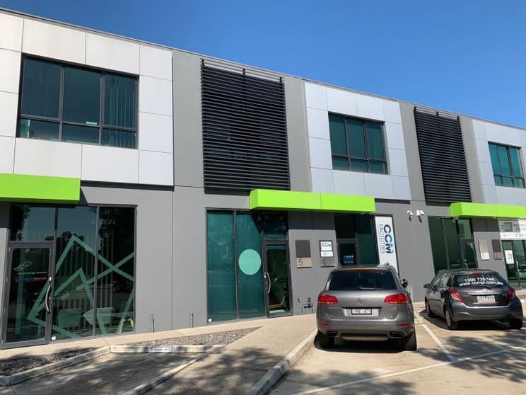 Click to view all images Unit 5-34/5 - 34 Wirraway Dr Port Melbourne VIC 3207 - Image 1
