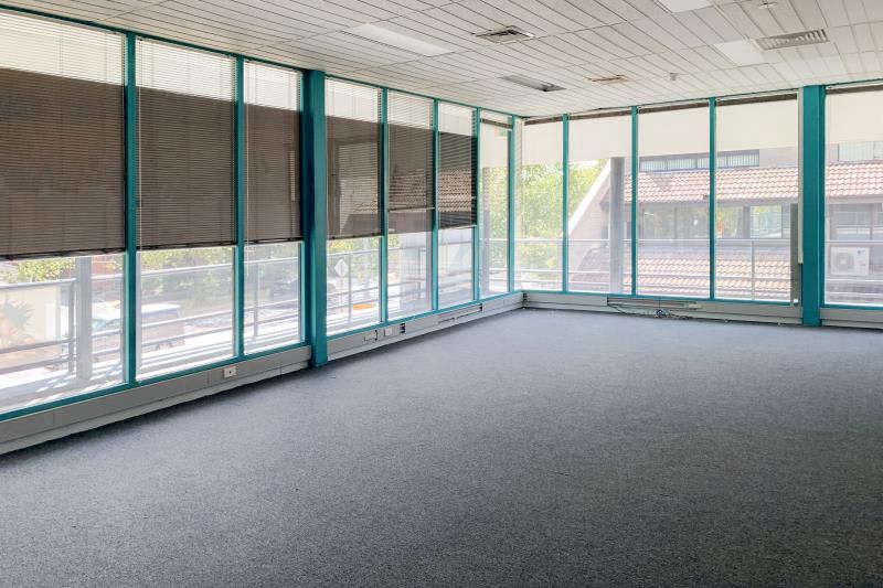 Click to view all images Level 1 Unit 4/68 Emu Bank Belconnen ACT 2617 - Image 2