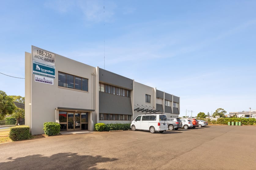 Click to view all images Suite 2/188-220 Anzac Avenue Harristown QLD 4350 - Image 2