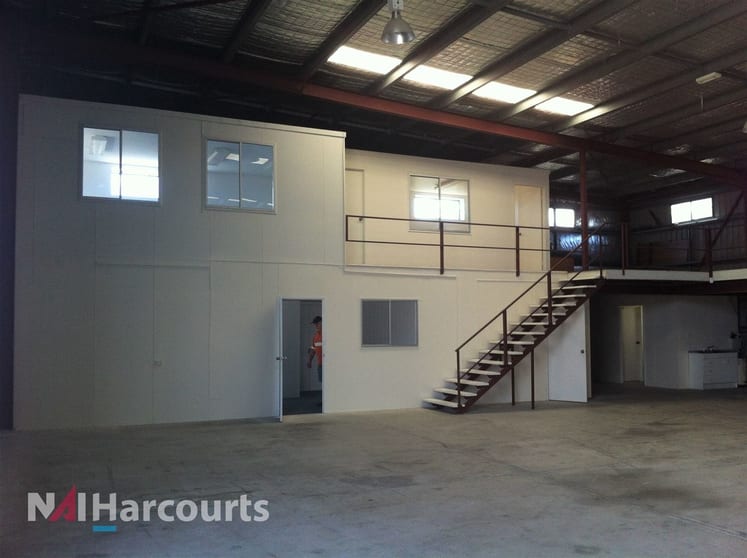 Click to view all images 11 Deakin Street Brendale QLD 4500 - Image 2