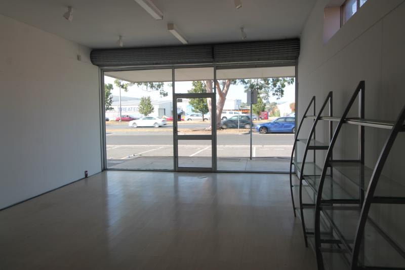 Click to view all images 405 Princes Highway Noble Park VIC 3174 - Image 2