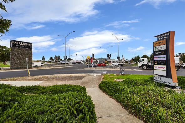 Click to view all images 14/85 Mt Derrimut Road Deer Park VIC 3023 - Image 3