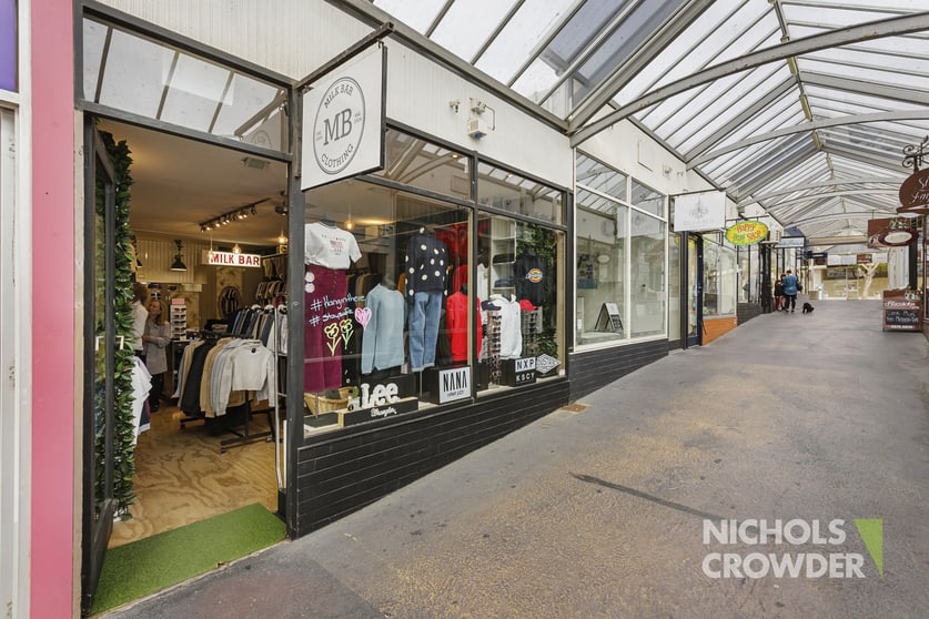 Click to view all images 15/90 Main Street Mornington VIC 3931 - Image 1