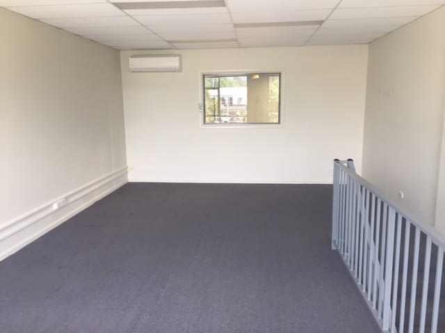 Click to view all images 4/5-7 Wiltshire Street Minto NSW 2566 - Image 2