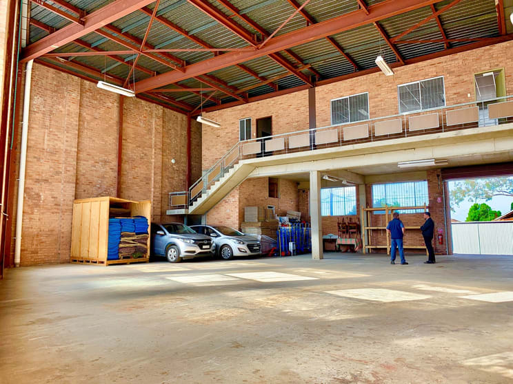 Click to view all images 7 Hugh Street Belmore NSW 2192 - Image 2