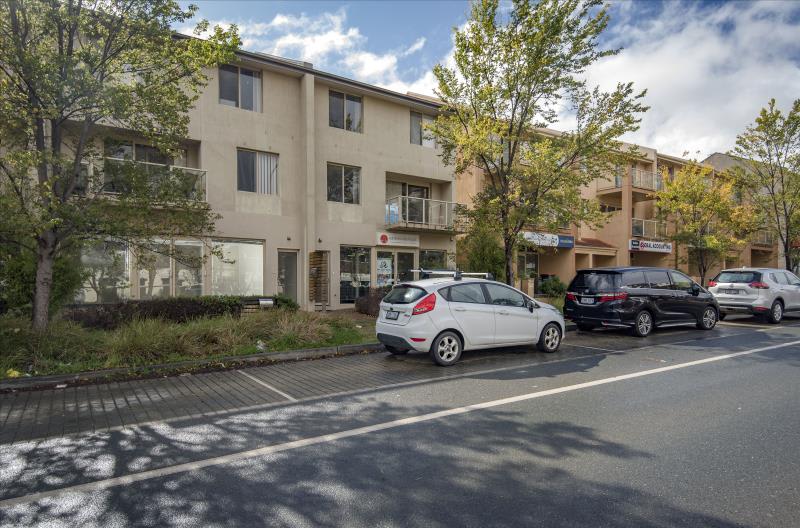Click to view all images 87 Anthony Rolfe Avenue Gungahlin ACT 2912 - Image 3