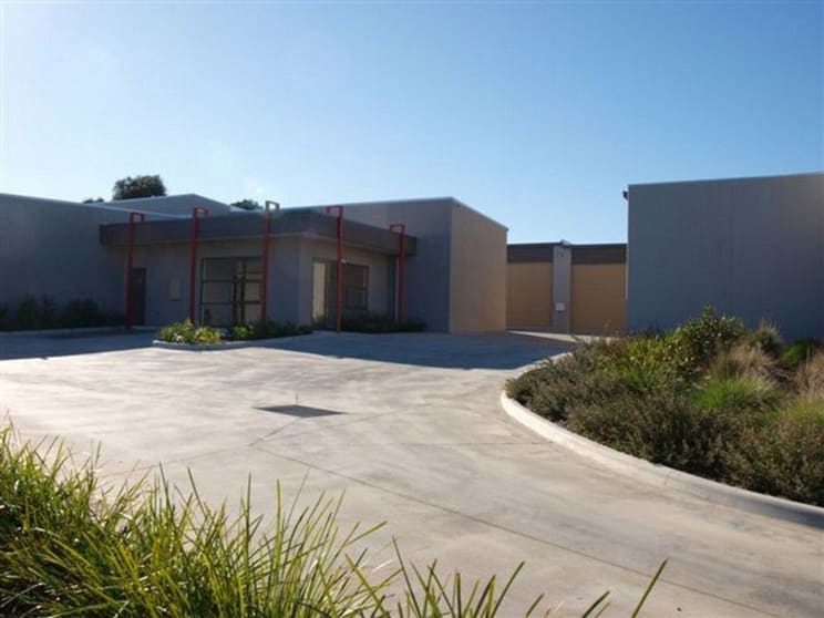 Click to view all images 43/6 Satu Way Mornington VIC 3931 - Image 2