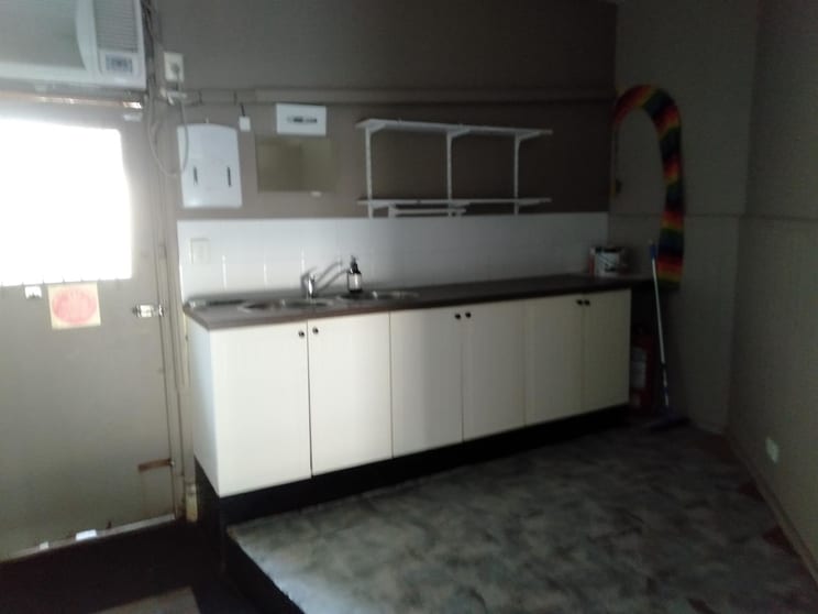 Click to view all images Redcliffe QLD 4020 - Image 2