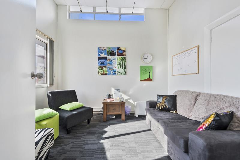 Click to view all images Tenancy 2/33-35 Steele Street Devonport TAS 7310 - Image 2