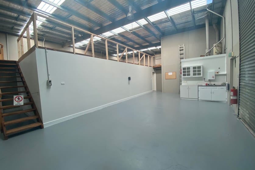 Click to view all images 2/6 Viewtech Place Rowville VIC 3178 - Image 3