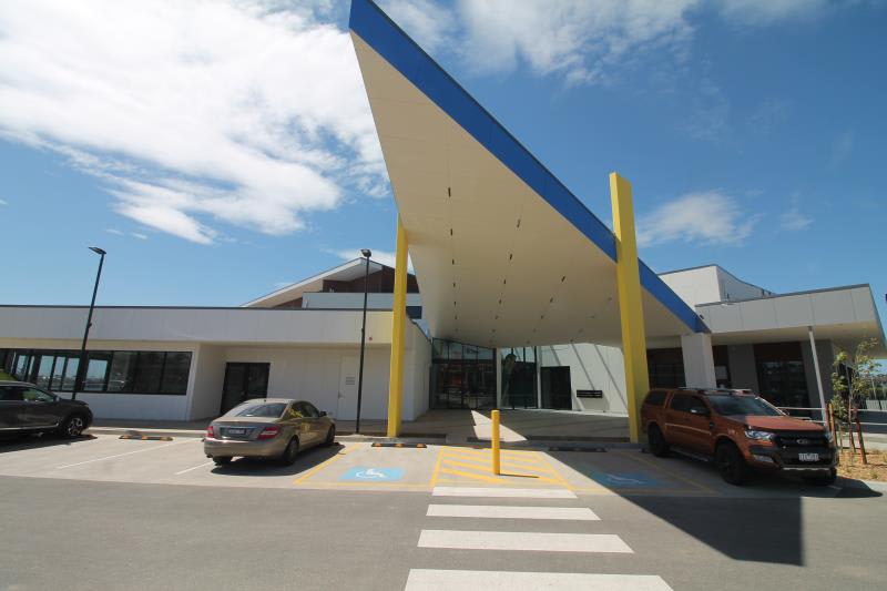 Click to view all images Shop 9/800 Berwick Cranbourne Road Berwick VIC 3806 - Image 1