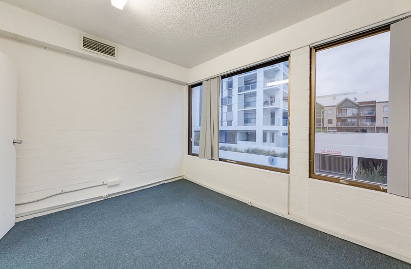 Click to view all images 1/10 Douro Place West Perth WA 6005 - Image 3