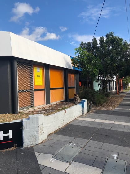 Click to view all images 2086 GOLD COAST HIGHWAY Miami QLD 4220 - Image 2