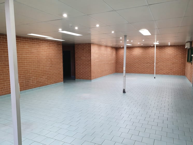 Click to view all images 3A Williamson Road Ingleburn NSW 2565 - Image 3