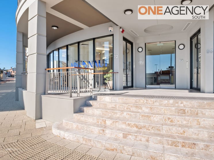 Click to view all images 72 Elder Place Fremantle WA 6160 - Image 1