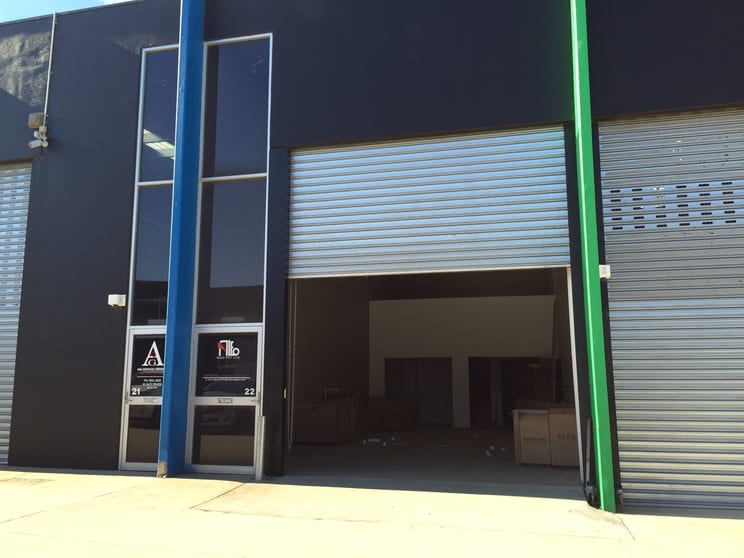 Click to view all images 22/4 Weddel Court Laverton North VIC 3026 - Image 2