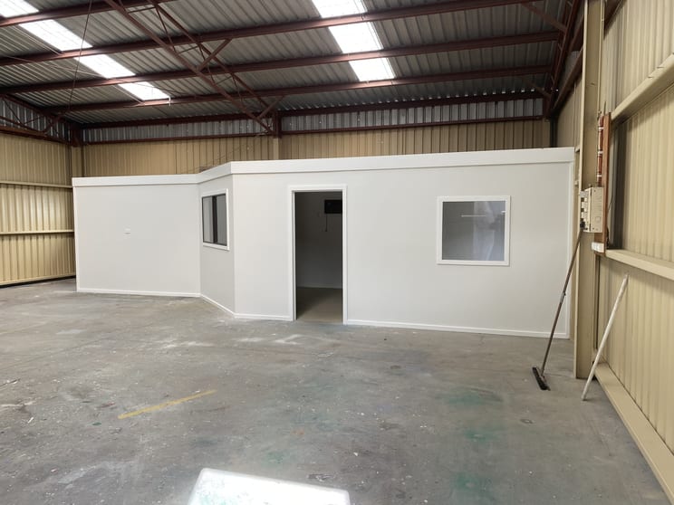 Click to view all images 3a/15 Mitchell Road Shepparton VIC 3630 - Image 2