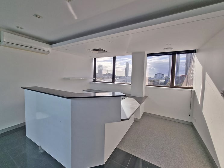Click to view all images 34 High Street Southport QLD 4215 - Image 2