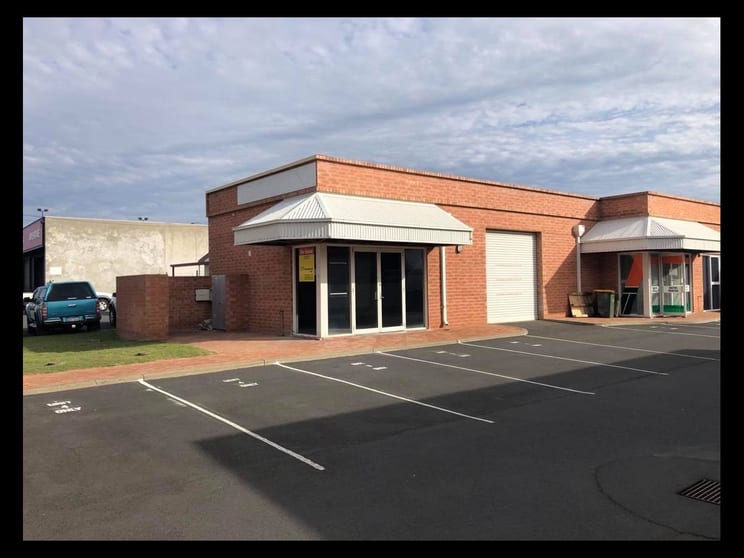 Click to view all images Unit 1/8 George Street Bunbury WA 6230 - Image 2