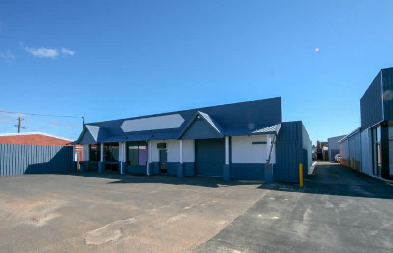 Click to view all images Tenancy 1/124 Blair Street Bunbury WA 6230 - Image 1