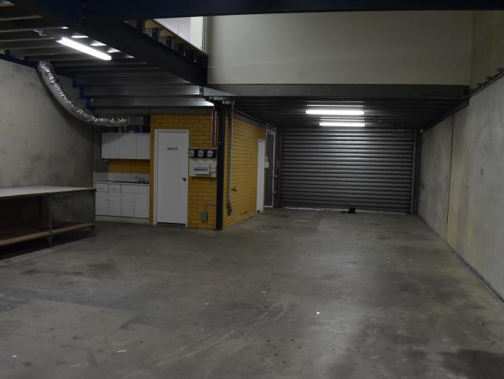 Click to view all images Unit 24/47-51 Lorraine Street Peakhurst NSW 2210 - Image 2