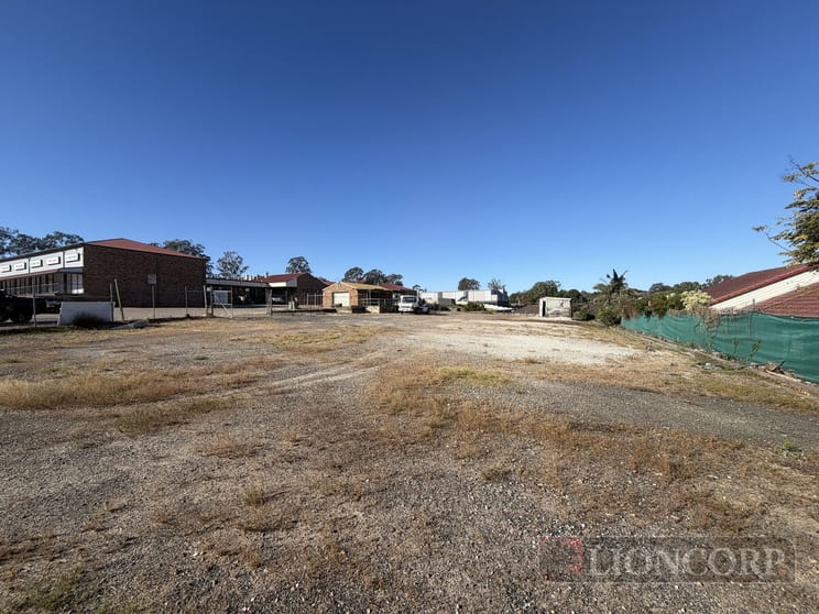 Click to view all images Redbank Plains QLD 4301 - Image 1