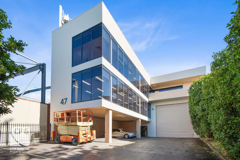 Click to view all images 47 Cawarra Road Caringbah NSW 2229 - Image 1