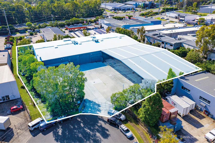 Click to view all images 49 Leda Drive Burleigh Heads QLD 4220 - Image 3
