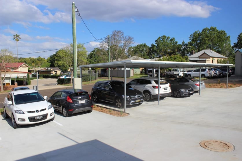 Click to view all images 2a Phillip Street East Toowoomba QLD 4350 - Image 2