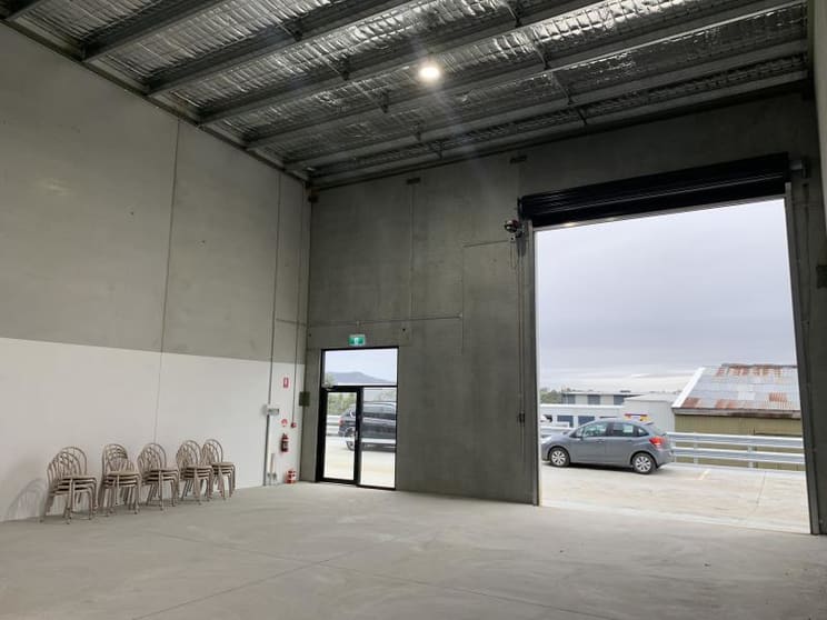 Click to view all images Unit 8/15 Stanton Place Cambridge TAS 7170 - Image 2